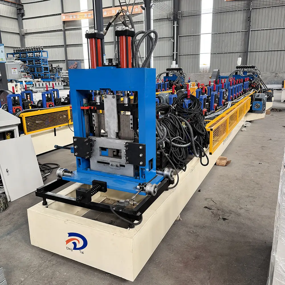 Fully automatic c and z purlin machine